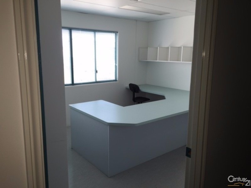 24-26 Boat Harbour Drive, Pialba QLD 4655