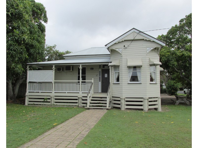 87 Torquay Road, Pialba QLD 4655
