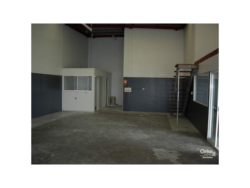 2 & 3/109 Beach Road, Hervey Bay QLD 4655