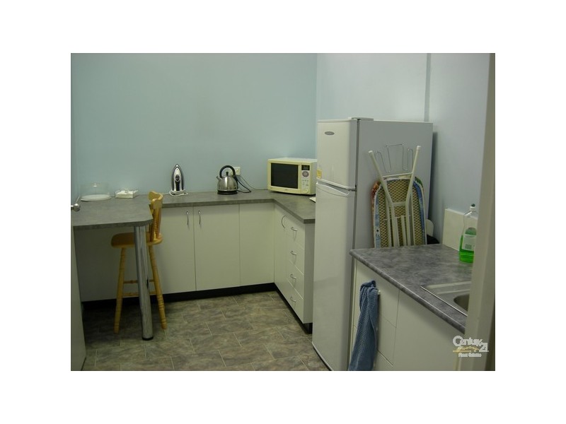 2/172 Boat Harbour Drive, Hervey Bay QLD 4655