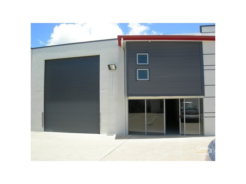 2/92 Beach Road, Hervey Bay QLD 4655