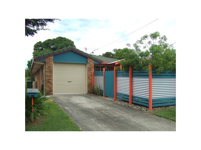 25 DUNBAR STREET, Margate QLD 4019
