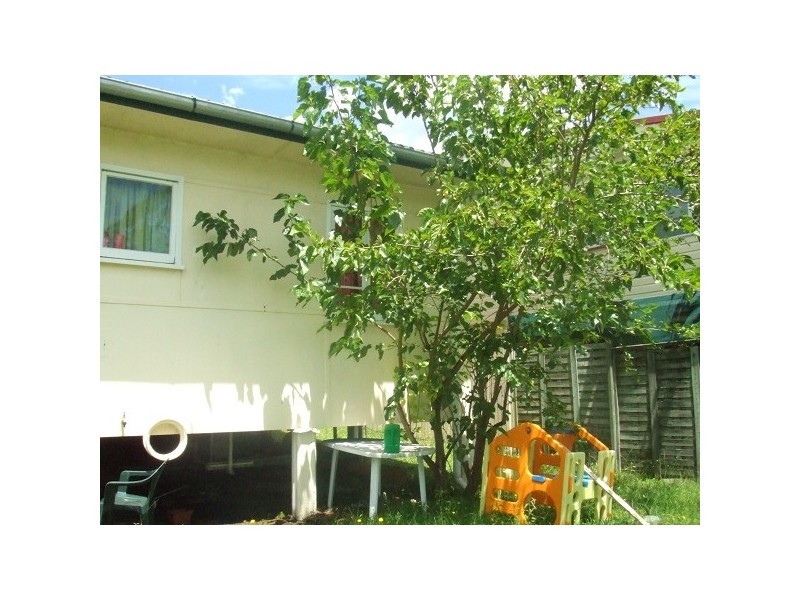 33 Seaville Avenue, Scarborough QLD 4020