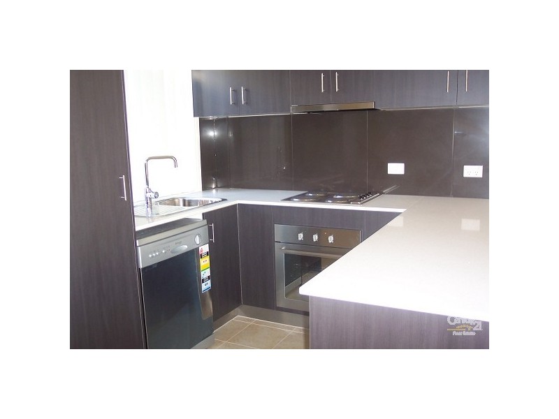 8/15-17 Caroline Street, Woody Point QLD 4019