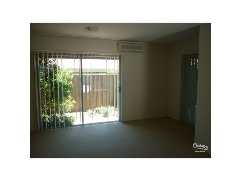 8/15-17 Caroline Street, Woody Point QLD 4019