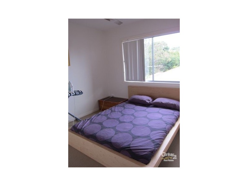 8/15-17 Caroline Street, Woody Point QLD 4019
