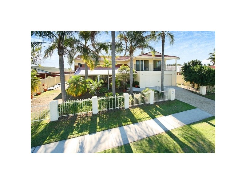 140 Griffith Road, Scarborough QLD 4020