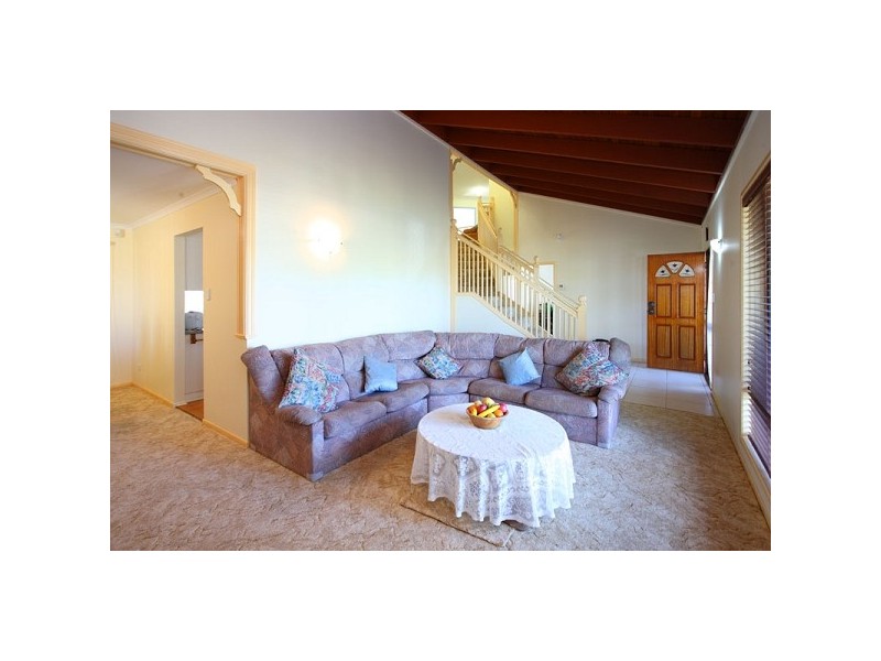 140 Griffith Road, Scarborough QLD 4020