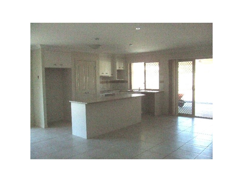 18 (lot 98) Caitlin Court, Rothwell QLD 4022