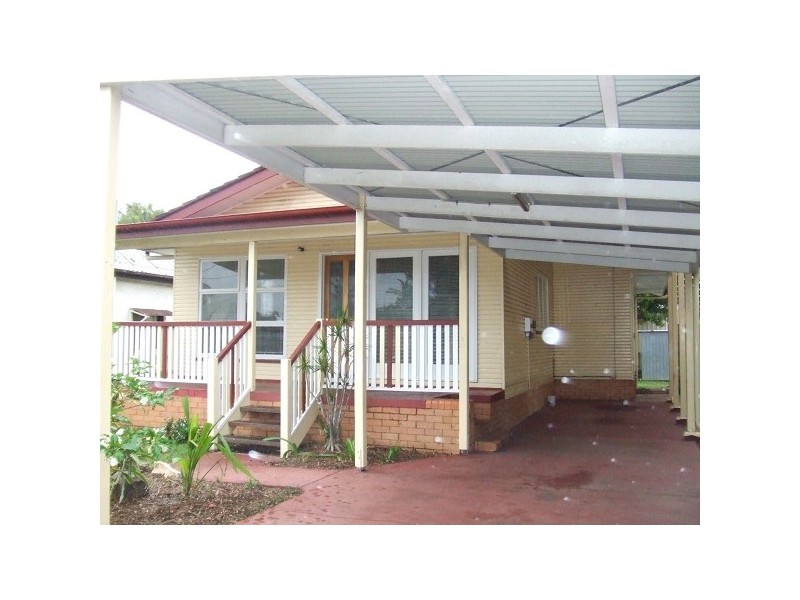 33 Elizabeth Avenue, Clontarf QLD 4019