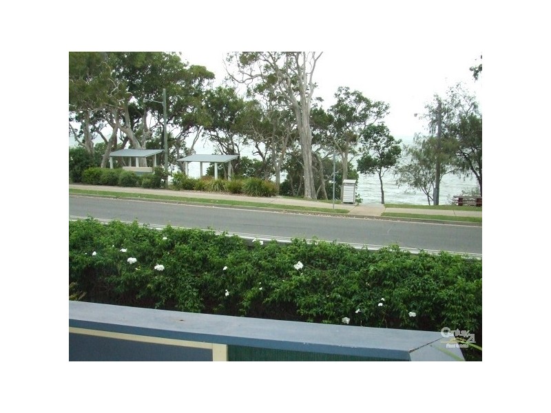 2a Arthur Street, Woody Point QLD 4019