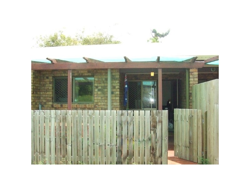 3/1 Rock Street, Scarborough QLD 4020