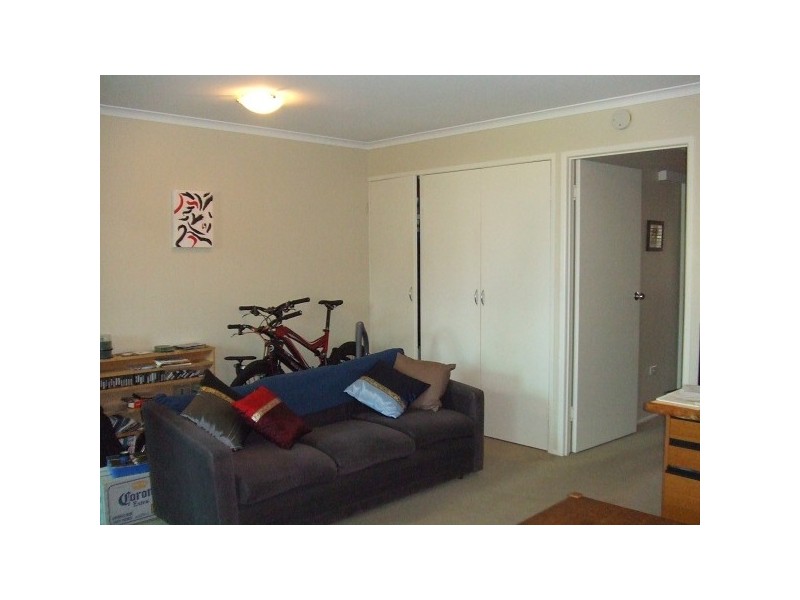 3/1 Rock Street, Scarborough QLD 4020