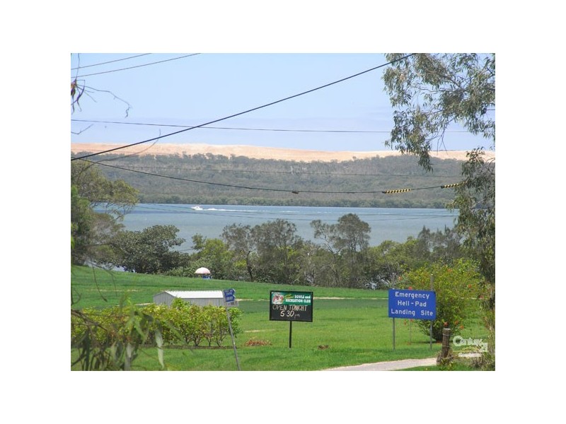 126 Lucas Drive, Lamb Island QLD 4184