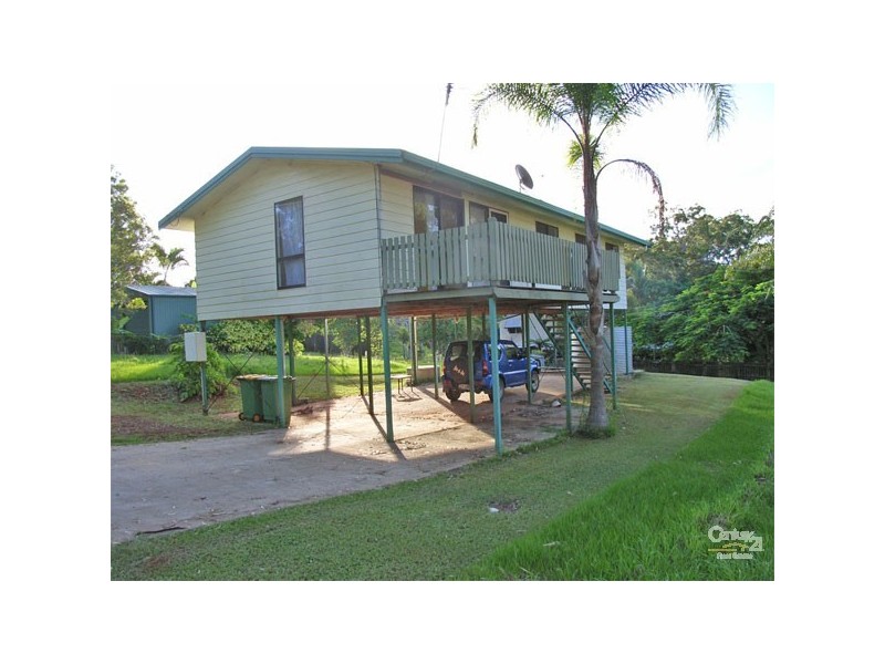 126 Lucas Drive, Lamb Island QLD 4184