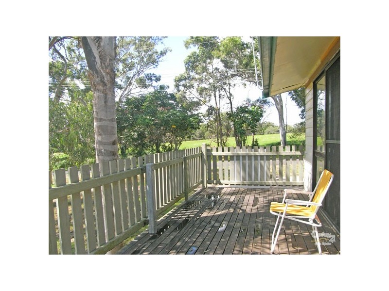 126 Lucas Drive, Lamb Island QLD 4184