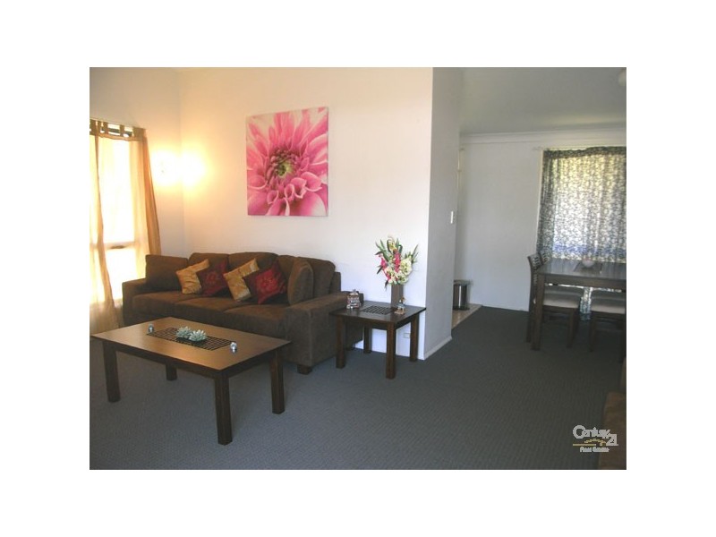 126 Lucas Drive, Lamb Island QLD 4184