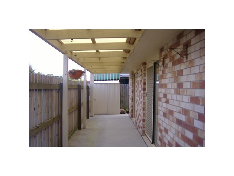 111/2 Wattle Road, Rothwell QLD 4022