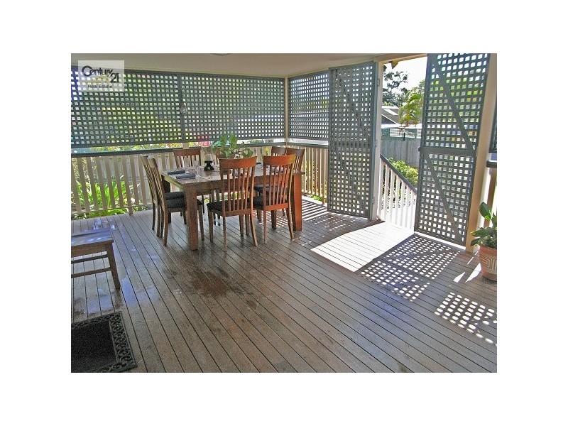 82 Plume Street, Redcliffe QLD 4020