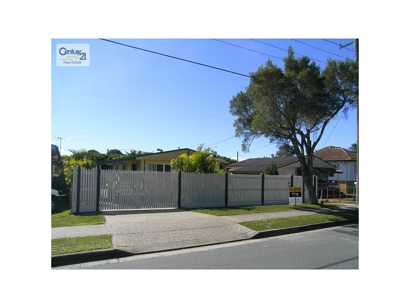 82 Plume Street, Redcliffe QLD 4020