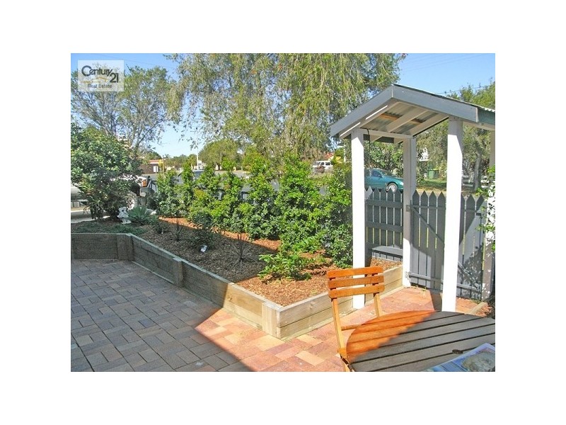 2A High Street, Redcliffe QLD 4020