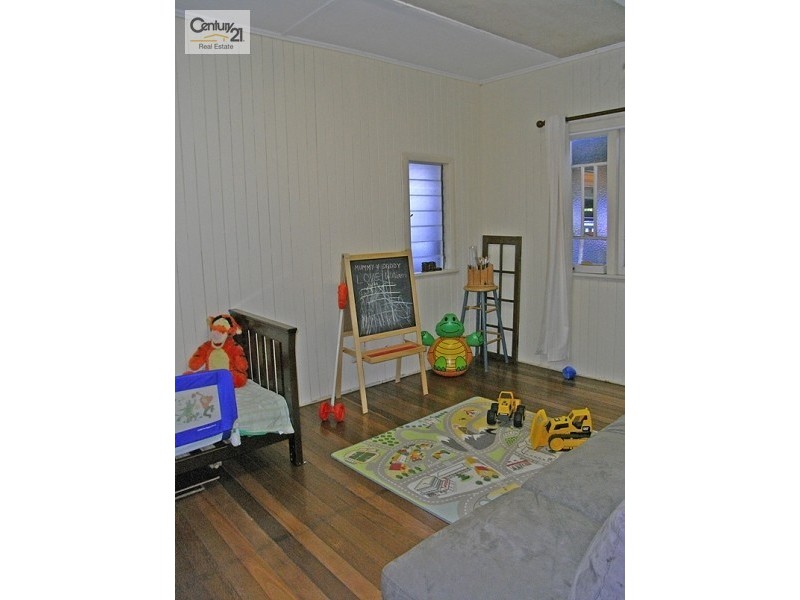 2A High Street, Redcliffe QLD 4020