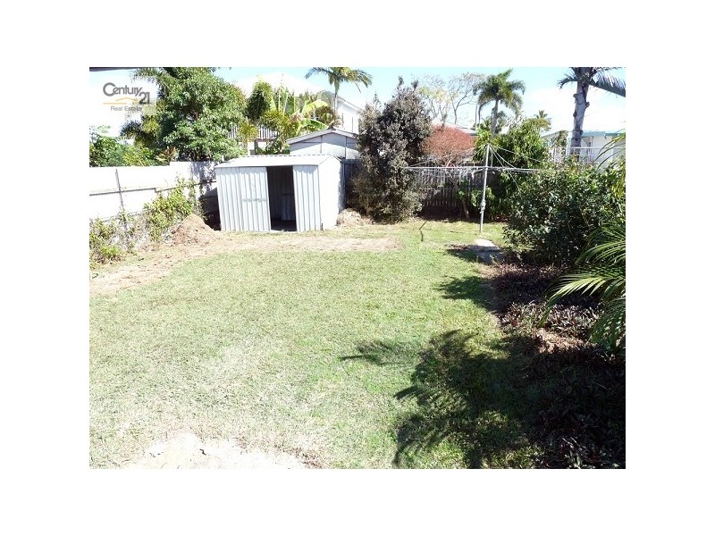 355 Oxley Avenue, Margate QLD 4019