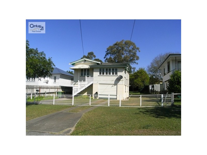 32 Alice Street, Clontarf QLD 4019