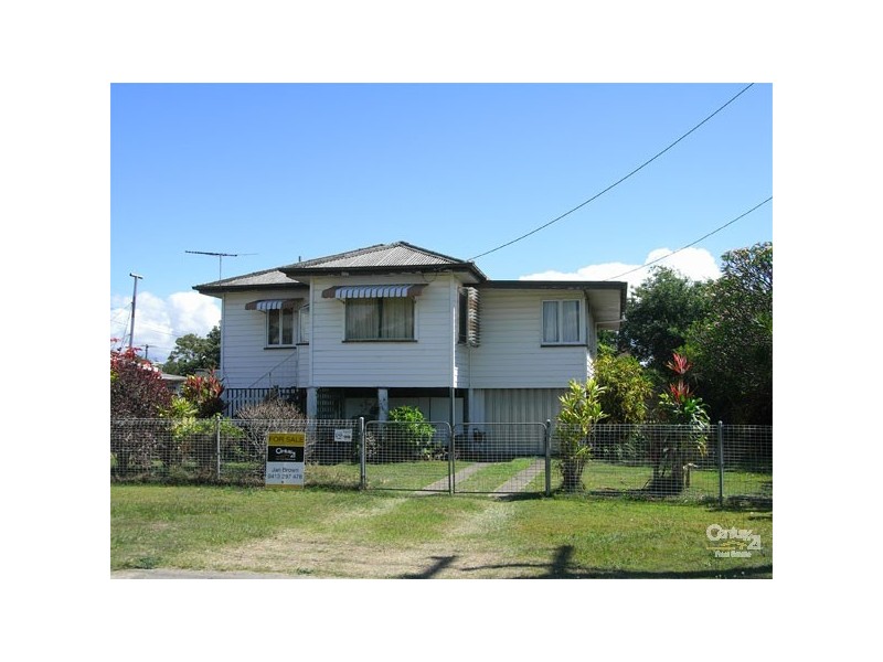 10 Warde Street, Scarborough QLD 4020