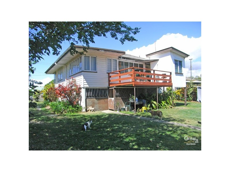 10 Warde Street, Scarborough QLD 4020