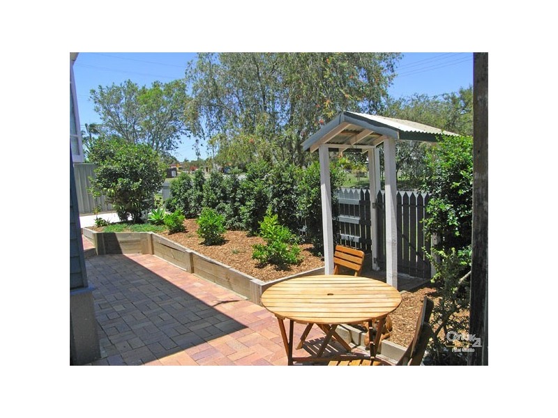 2A High Street, Redcliffe QLD 4020