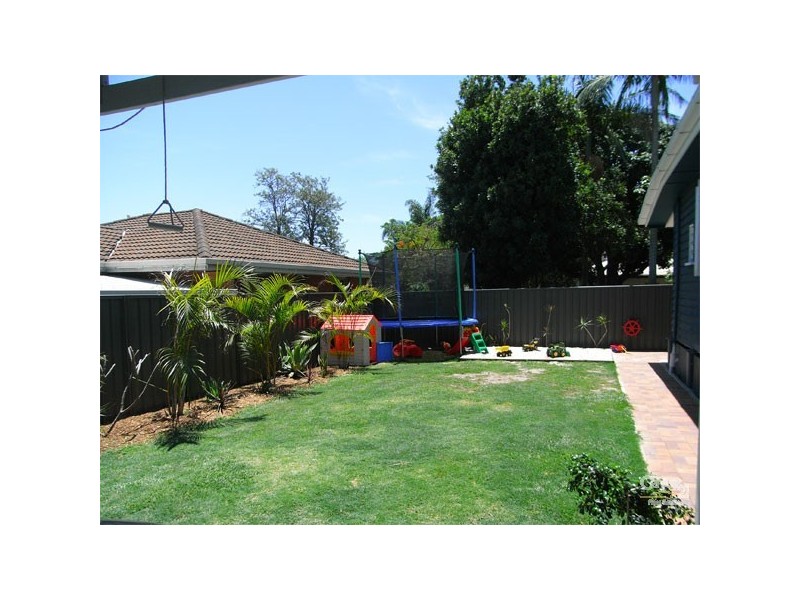 2A High Street, Redcliffe QLD 4020