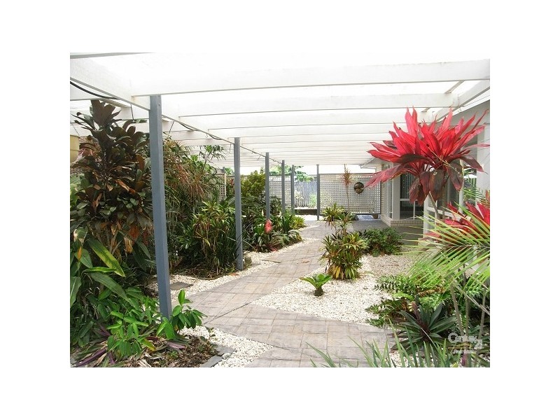 27 Stirling Castle Court, Pelican Waters QLD 4551