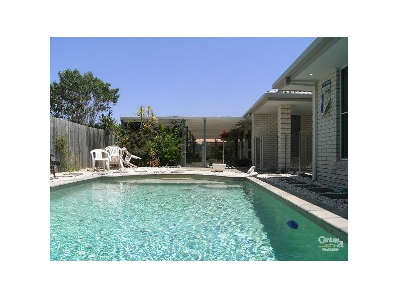 27 Stirling Castle Court, Pelican Waters QLD 4551