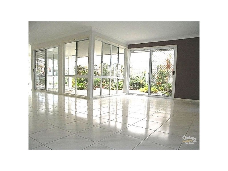 27 Stirling Castle Court, Pelican Waters QLD 4551