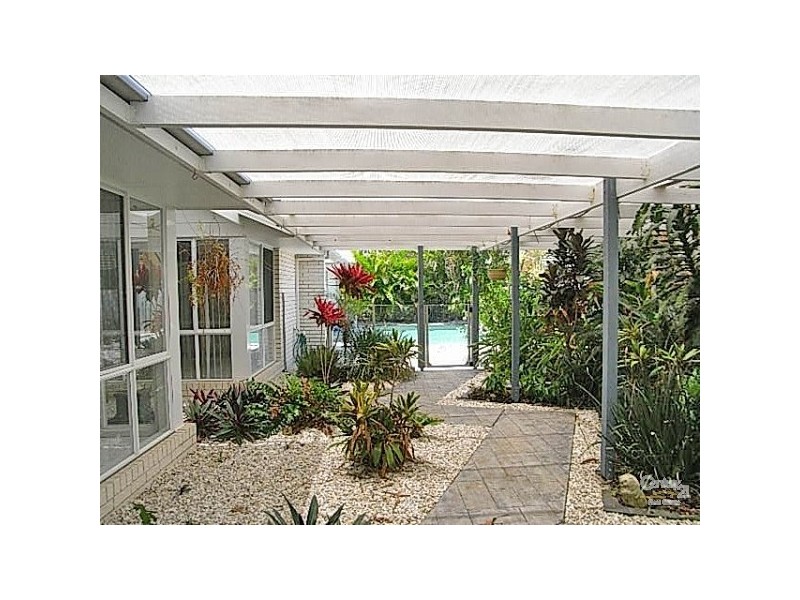 27 Stirling Castle Court, Pelican Waters QLD 4551