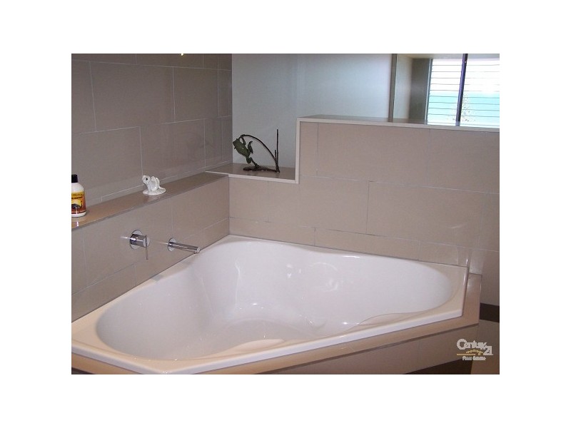 32/65 Landsborough Avenue, Scarborough QLD 4020