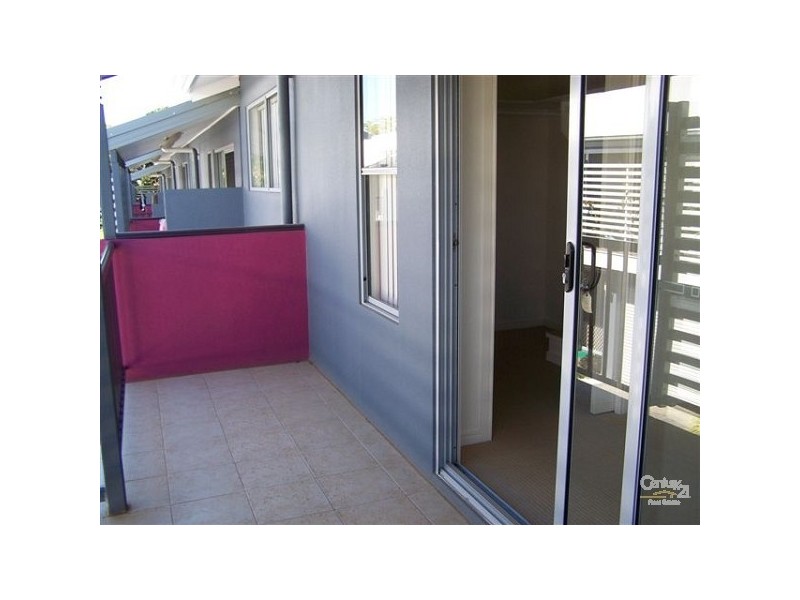 11-15 Caroline Street, Woody Point QLD 4019