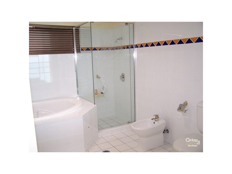 12/94 Prince Edward Parade, Redcliffe QLD 4020