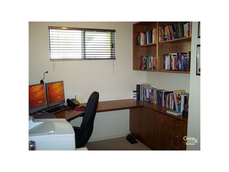 12/94 Prince Edward Parade, Redcliffe QLD 4020