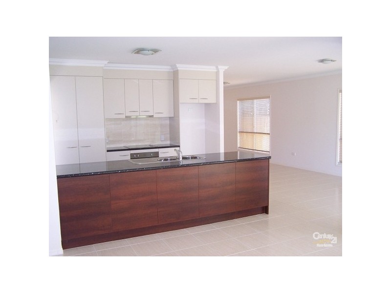 11 Westbrook Street, Woody Point QLD 4019