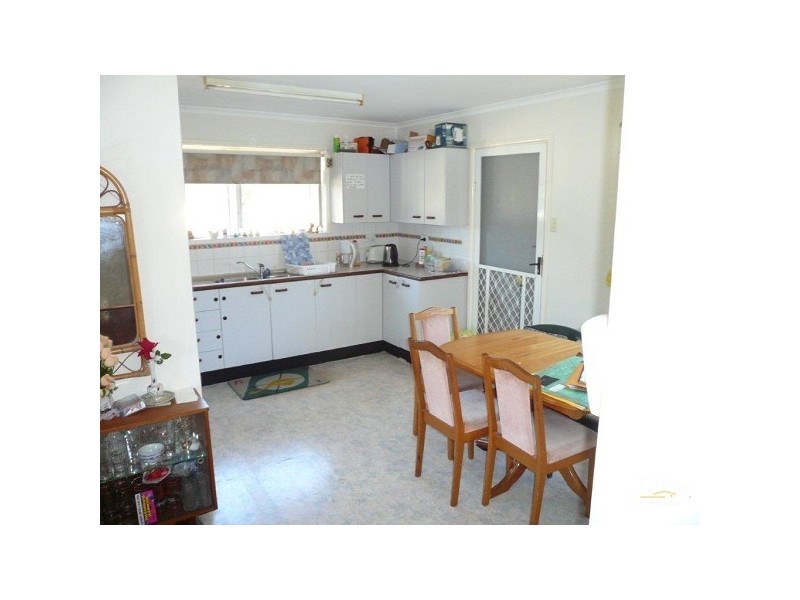 63 Scarborough Road, Redcliffe QLD 4020