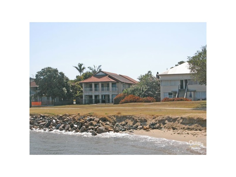 58 Prince Edward Parade, Redcliffe QLD 4020