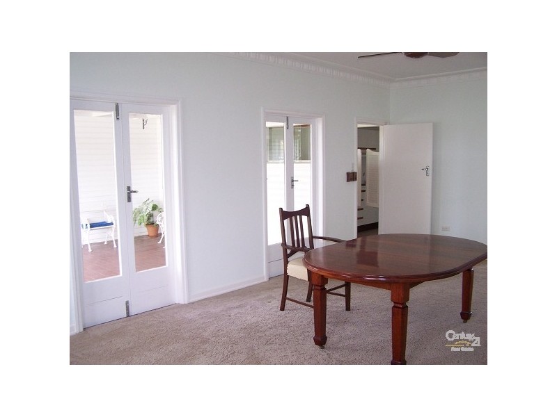 1 Bailey Street, Woody Point QLD 4019
