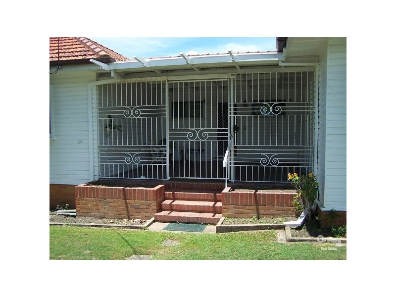 1 Bailey Street, Woody Point QLD 4019