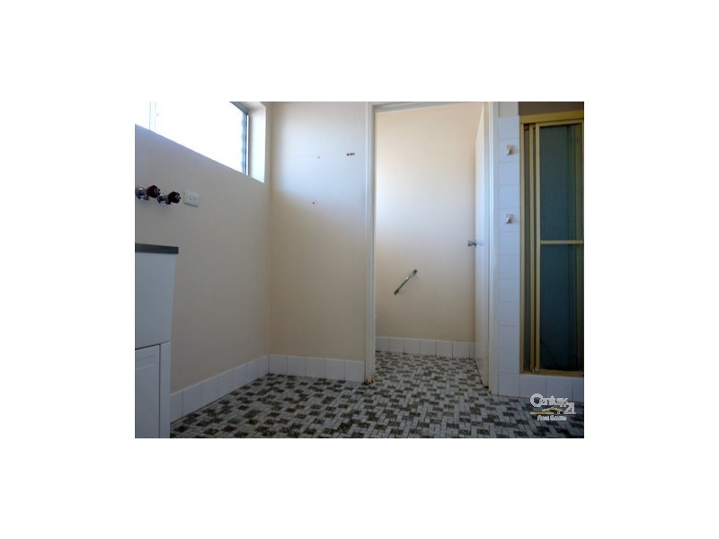 1/8 Ellen Street, Woody Point QLD 4019