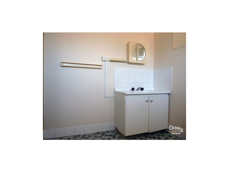 1/8 Ellen Street, Woody Point QLD 4019