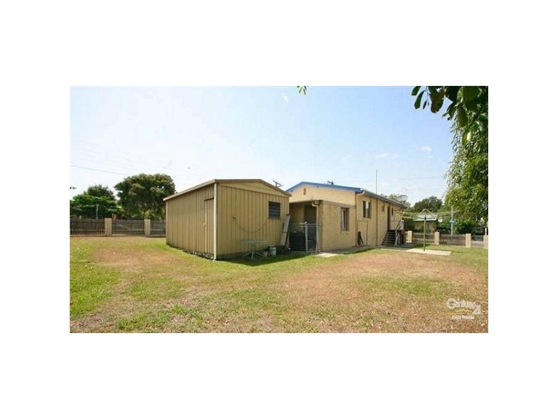 2 Ashmole Road, Redcliffe QLD 4020
