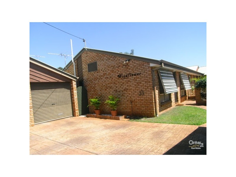 1/34 Queen Street, Scarborough QLD 4020