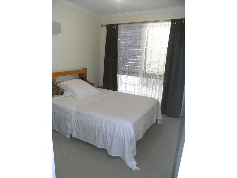 1/34 Queen Street, Scarborough QLD 4020